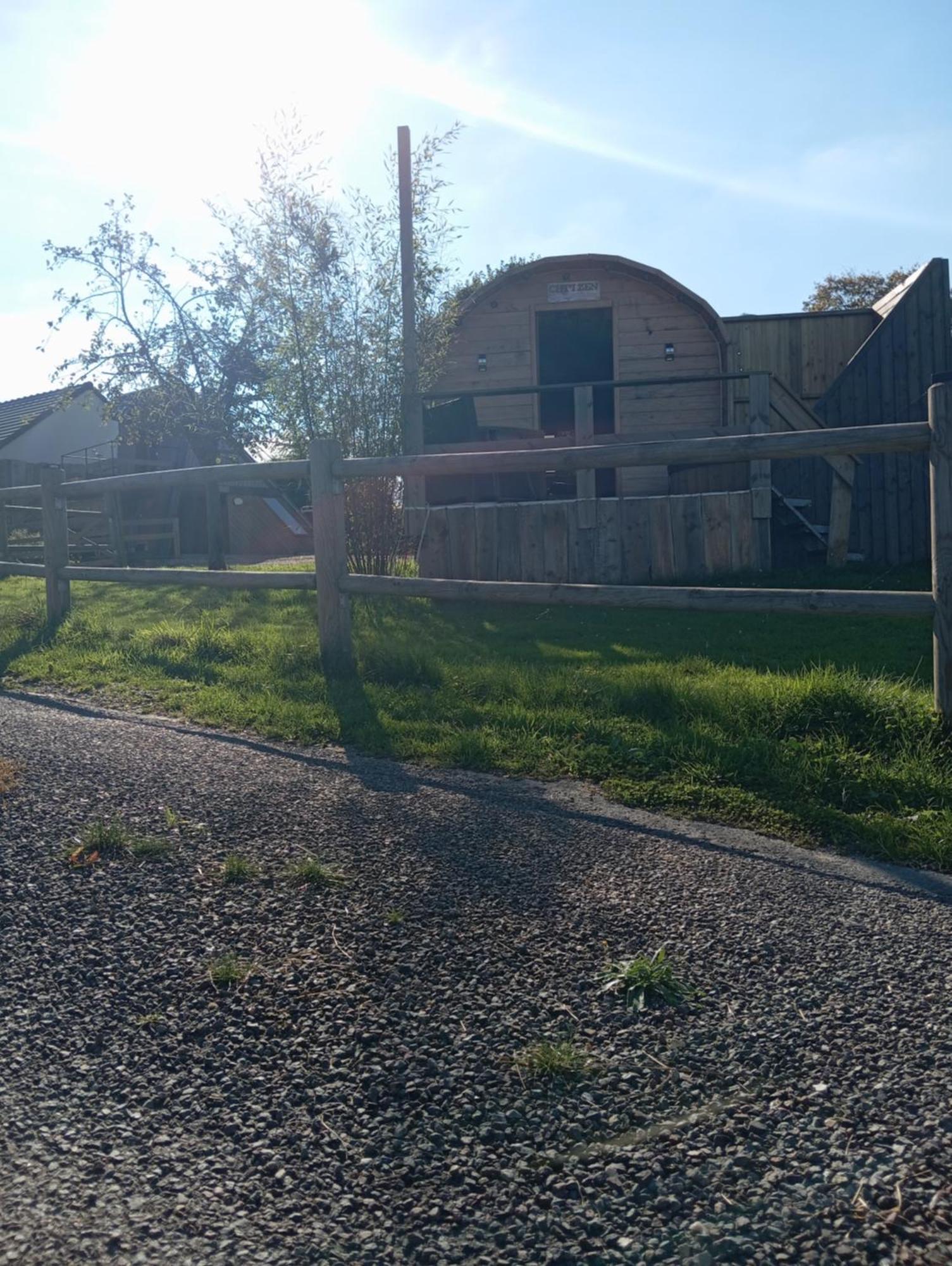 Cht'I Roulotte Otel La Neuville-du-Bosc Dış mekan fotoğraf